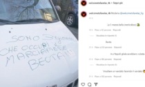Parcheggia il suv sul marciapiede: "Sei un beota", la scritta sul cofano diventa virale