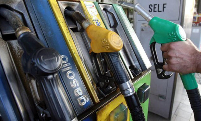 Stangata benzina: ecco dove conviene fare il pieno a Modena