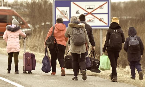 Modena si mobilita a sostegno dell’Ucraina: raccolta di beni di prima necessità