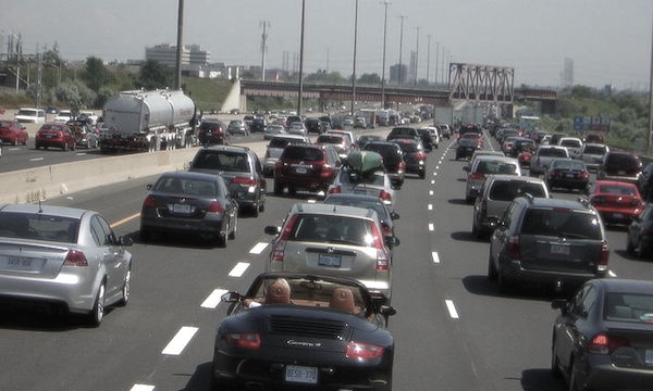 Incidente e cavo di media tensione pericolante: A22 chiusa e lunghe code