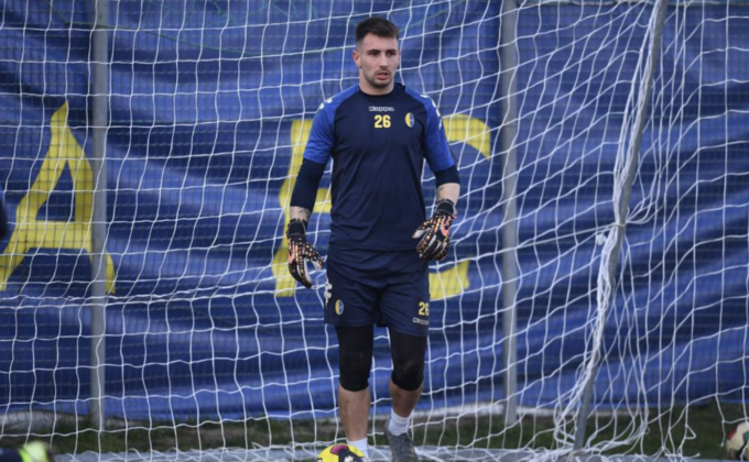 Il Modena consolida il primato in classifica con un gol al 91mo del proprio portiere