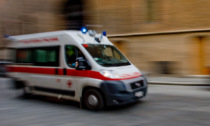Travolta da un autobus a Modena: schianto fatale per una donna
