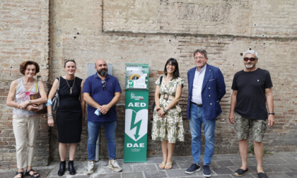 Modena di cuore: donati due defibrillatori al servizio della città