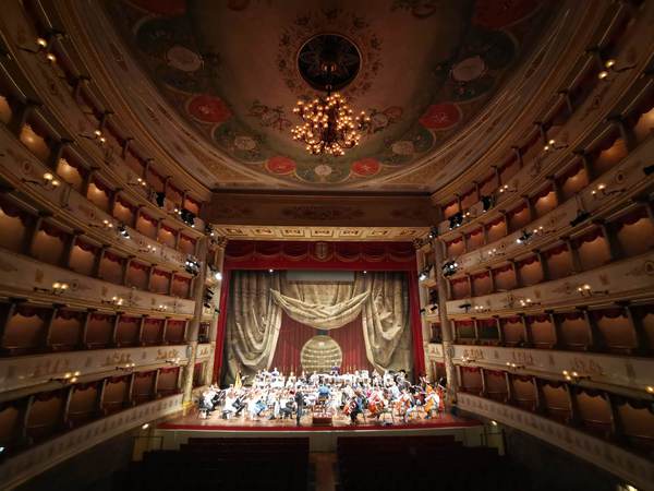 Nove opere per il Comunale di Modena, apre Mefistofele
