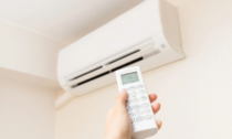 Torna l'obbligo di tenere le porte chiuse nei locali climatizzati: l'ordinanza del Comune