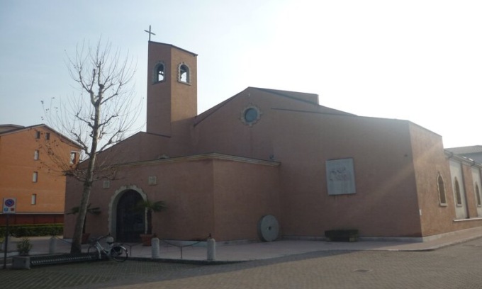 Sacerdoti accusati di aver buttato soldi al casinò: parla l’avvocato