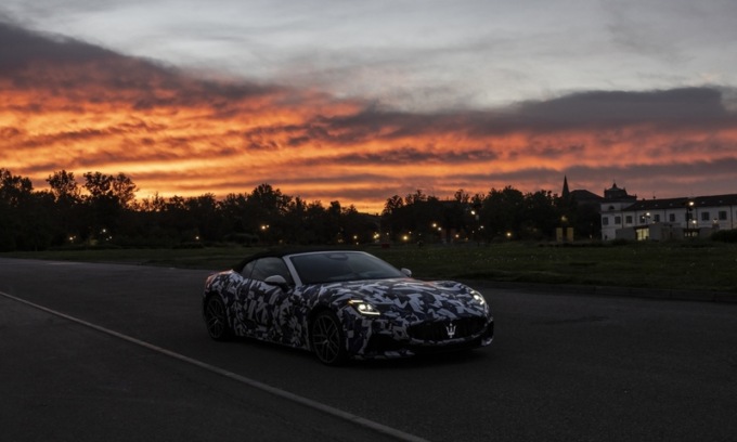 Maserati presenta il prototipo della nuova Maserati GranCabrio