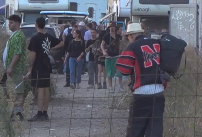 Rave party di Modena: i partecipanti hanno iniziato a sgombrare l’area
