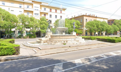 Giornata Mondiale Autismo: a Modena la fontana si illumina di blu