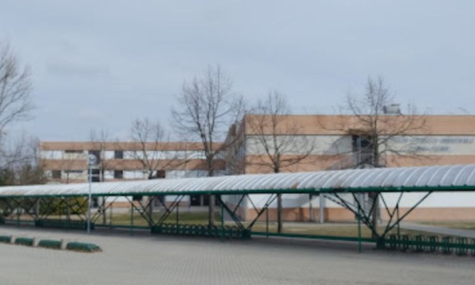 Il gruppo dei ViVi colpisce ancora: scritte no-vax sulle pareti del Polo Leonardo