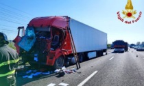 Doppio incidente fra camion sulla A1: due feriti