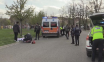 Muore accoltellato a 16 anni, brutale omicidio al parco Novi Sad di Modena
