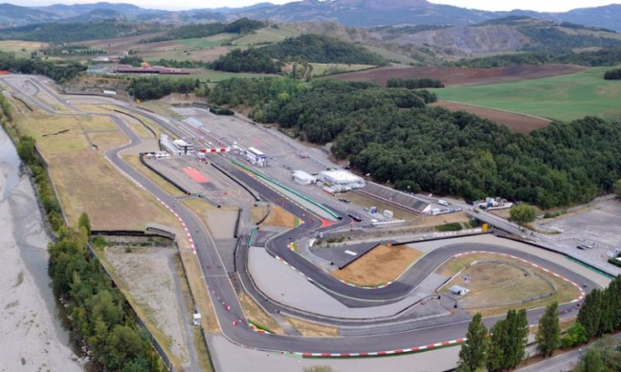 Incidente all’autodromo nel parmense: morto un motociclista modenese