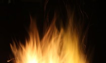 Drammatico incendio domestico: un uomo perde la vita a Carpi