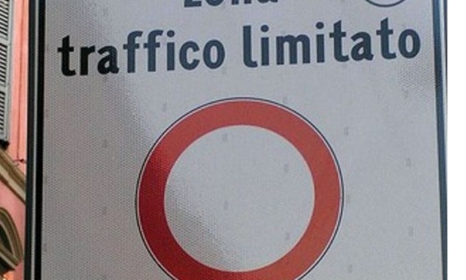 Si amplia  la zona ZTL: via Gallucci e Sant’Eufemia pedonali