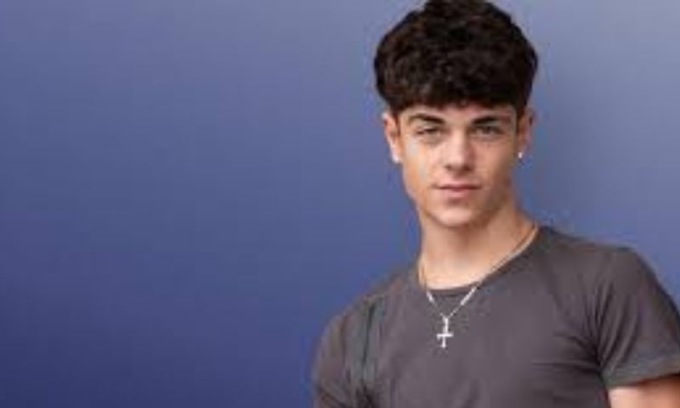 Un carpigiano tra gli allievi del docureality “Il Collegio” di Rai Due