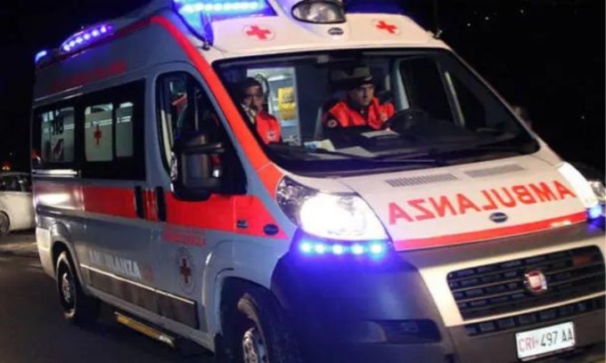 Auto esce di strada a Vignola: due morti di 18 e 24 anni