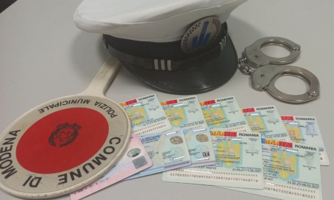 Arrestati due moldavi per documenti falsi