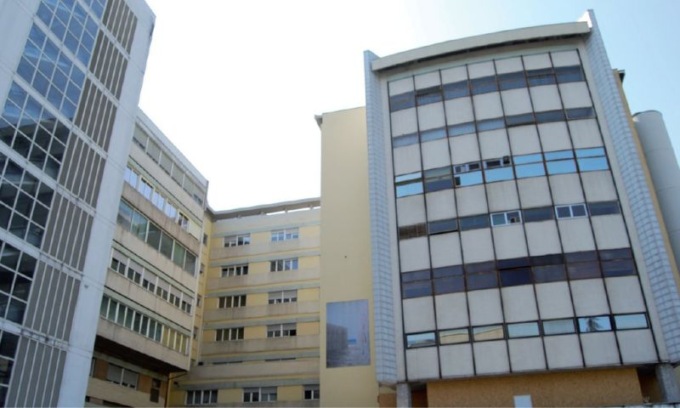 Bambino reggiano cade da una finestra: ricoverato al Policlinico