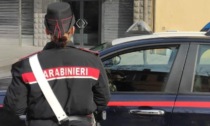 Tenta di rubare un salvadanaio con denaro da un bar: arrestato 34 enne