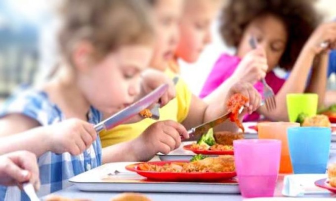Con un’app i genitori sono a conoscenza di cosa mangia il figlio a scuola