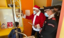 Babbo Natale dei Carabinieri fa visita ai piccoli ospiti di Pediatria al Policlinico