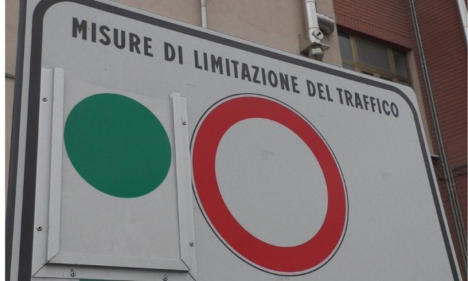 Allerta smog: proseguono le misure emergenziali fino al 2 gennaio