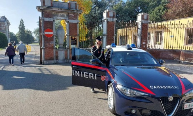 Braccialetto elettronico per marito violento e divieto di avvicinamento