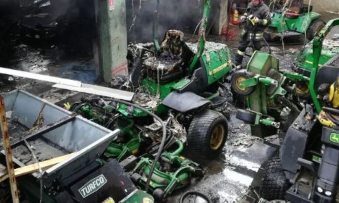 Colombaro: a fuoco una officina agricola all’interno del Golf Country Club