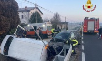 Scontro tra auto e furgone: nessun ferito grave