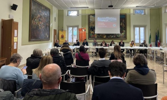 Vignola Città 30: il Comune conferma l’introduzione in diverse strade cittadine del limite dei 30 chilometri orari