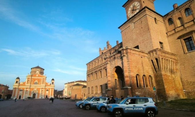 Polizia di Stato salva la vita ad una donna coinvolta in un incidente stradale