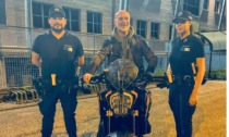 Gli rubano la moto: la Polizia locale gliela ritrova in meno di un'ora