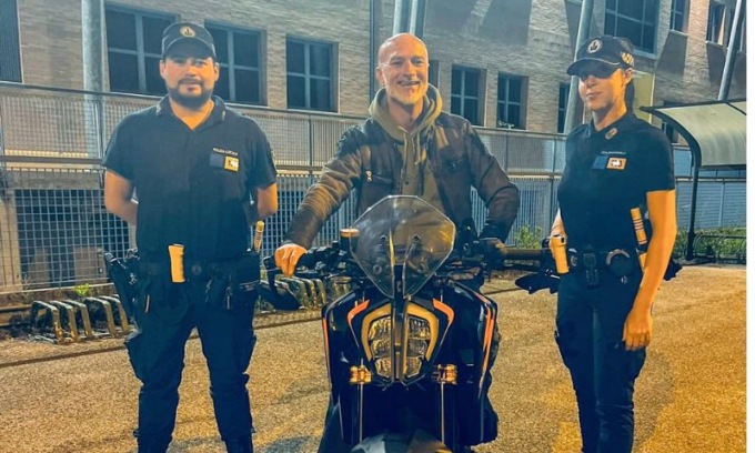 Gli rubano la moto: la Polizia locale gliela ritrova in meno di un’ora