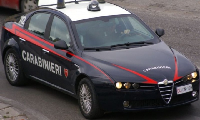 Carabiniere fuori servizio sventa furto ai danni di un supermercato