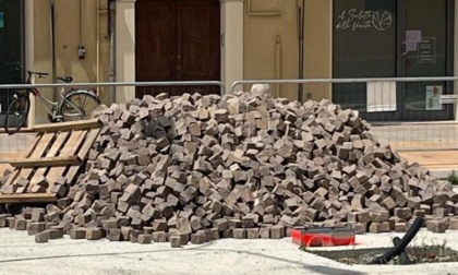 Finale Emilia, ripresi i lavori in Piazza Garibaldi