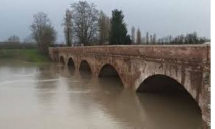 Ponte di Navicello vecchio riaperto ma restano chiusi tutti i ponti da Cavezzo a Concordia sul fiume Secchia