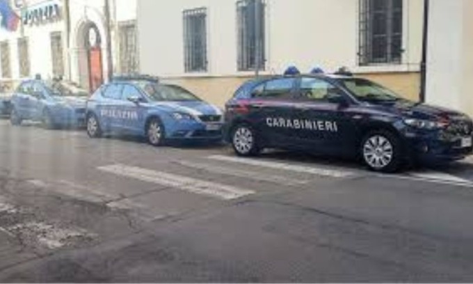 Colpisce con un pugno alla testa un anziano perché non gli apre l’accesso ai garages   (che non sono nemmeno di sua proprietà)