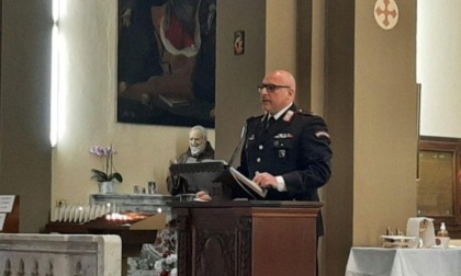 Al termine della messa i Carabinieri parlano di come evitare le truffe