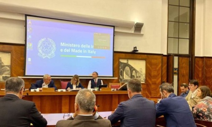 Vertenza ex Bellco/Mozarc: sei le aziende interessate all’acquisizione