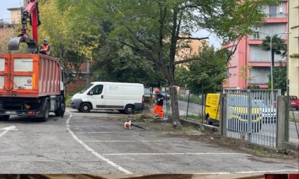 Stazione piccola: controlli dentro e fuori la fermata