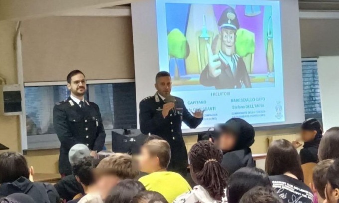 Carabinieri a colloquio con i giovani sul fenomeno musicale della “trap musica”