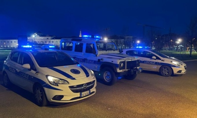 Polizia locale, identificate 20 persone al Parco Novi Sad