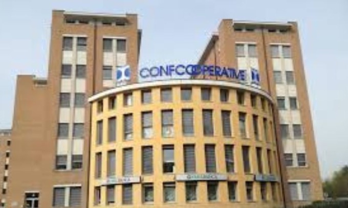 Accordo per il premio aziendale alla Confcooperative Terre d’Emilia