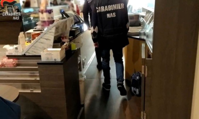 Carabinieri NAS Parma: riscontrate carenze igieniche in un bar, sanzioni per mille  euro