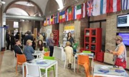 Nel mese di Europa dal 9 al 11 maggio Piazza Mazzini illuminata di blu