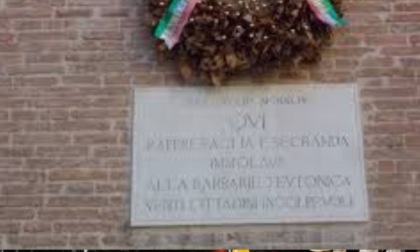 Modena commemora l'eccidio di Piazza Grande