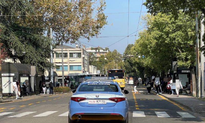 Controlli in zona autostazione: fermati cinque minorenni