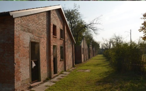 Campo di Fossoli: si restaura la baracca numero 12
