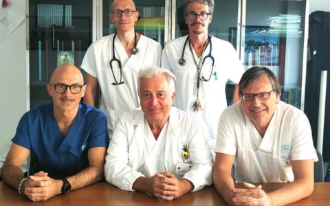 Policlinico: innovativo intervento di trombectomia meccanica su paziente oncologico